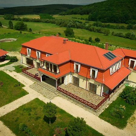 Saciova Hills Bed and Breakfast Buitenkant foto